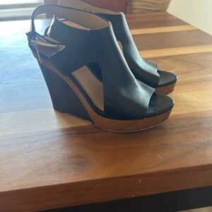 Stylish Black Wedge Sandals